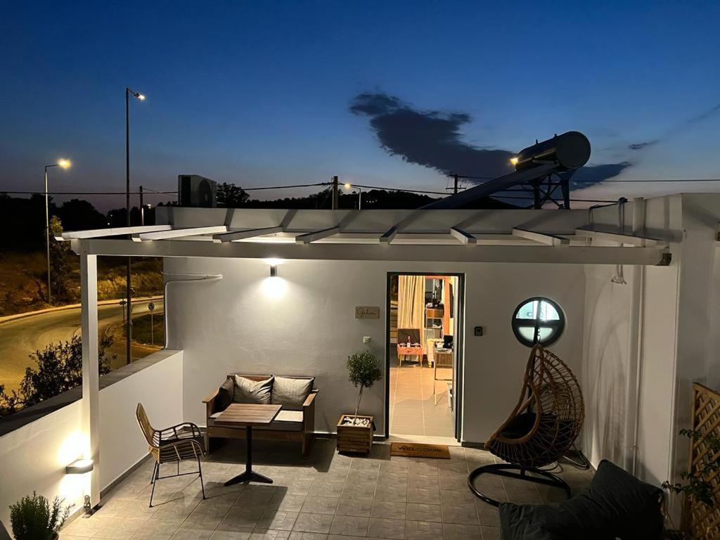 Airport Luxury Stay Artemida  Bagian luar foto